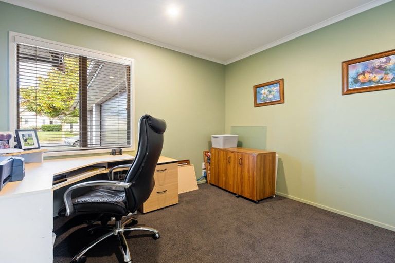 Photo of property in 9 The Esplanade, Huntington, Hamilton, 3210