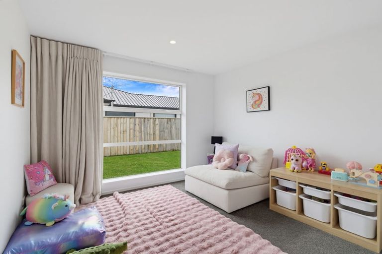 Photo of property in 17 Cork Street, Halswell, Christchurch, 8025