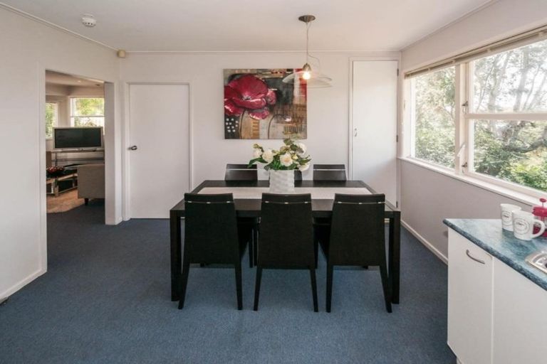 Photo of property in 83 Fairclough Road, Beach Haven, Auckland, 0626