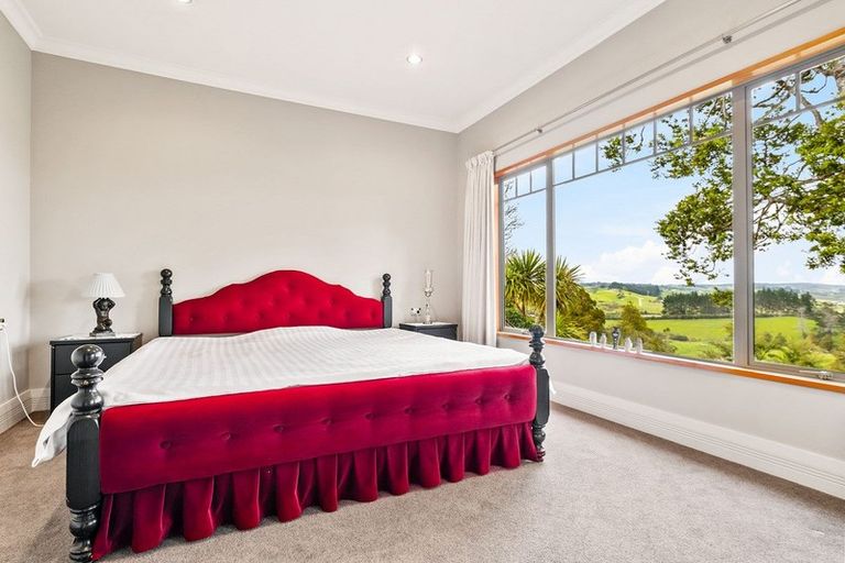 Photo of property in 251 Whitehills Road, Waitoki, 0994