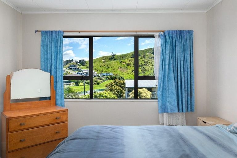 Photo of property in 2 Mayor View Terrace, Waihi Beach, 3611