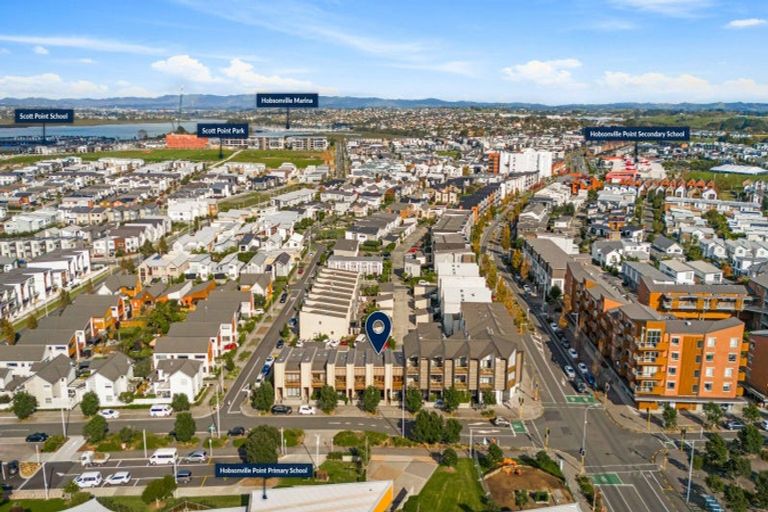 Photo of property in 31 De Havilland Road, Hobsonville, Auckland, 0618