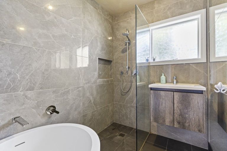 Photo of property in 12 Falkner Park, Taumarunui, 3920