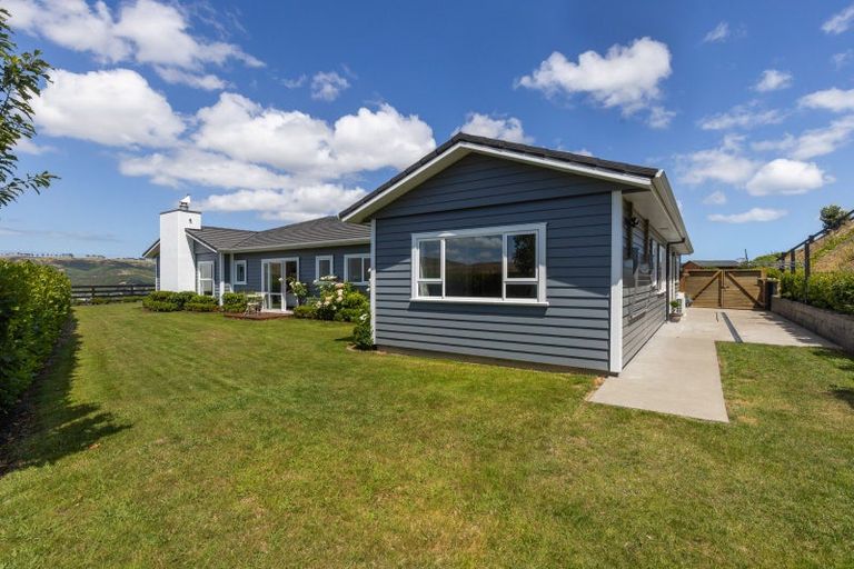 Photo of property in 9 Baxters Rise, Aotea, Porirua, 5024