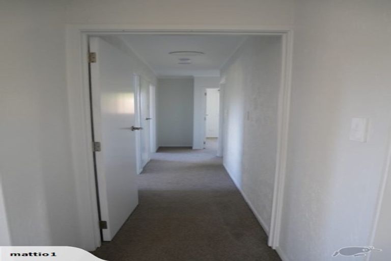 Photo of property in 12 Wilkinson Way, Browns Bay, Auckland, 0630