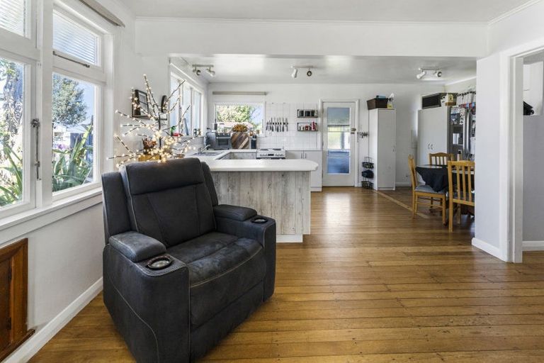 Photo of property in 25 Mcglashen Street, Motueka, 7120