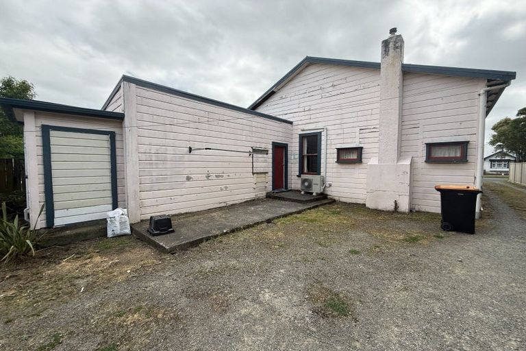 Photo of property in 24 Waldegrave Street, Palmerston North, 4410