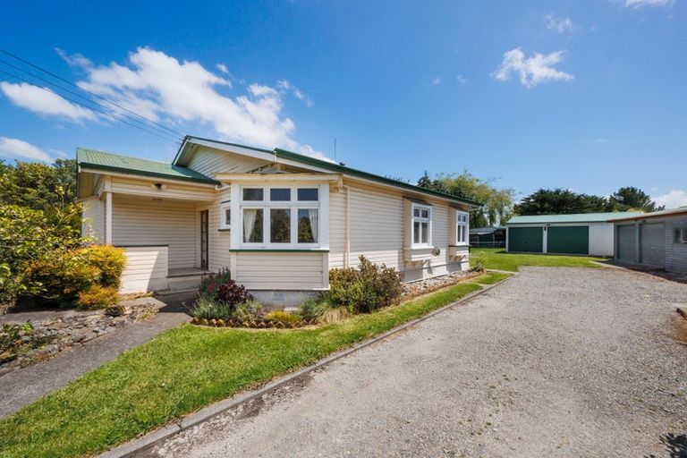 Photo of property in 122 Kawakawa Road, Feilding, 4775