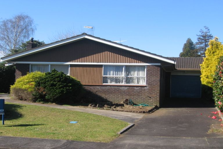 Photo of property in 11 Mccall Place, Opaheke, Papakura, 2113