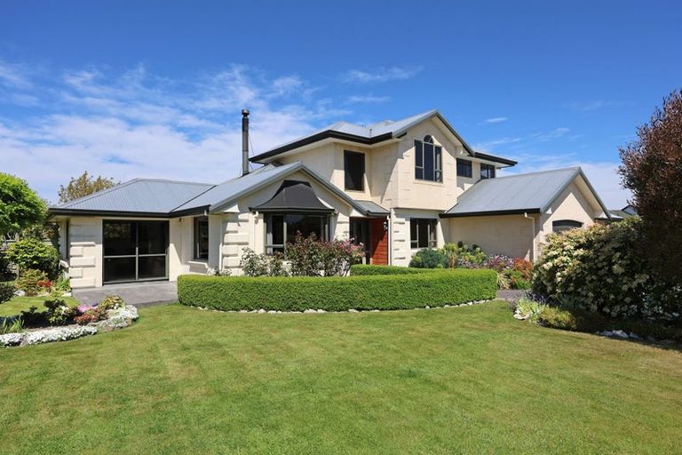 Photo of property in 8 Dove Place, Holmes Hill, Oamaru, 9401
