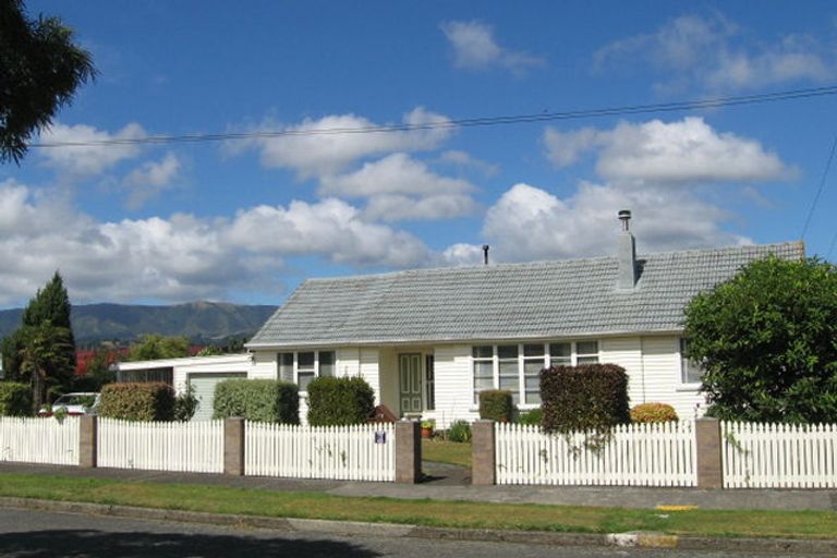 Photo of property in 49 Tennyson Street, Trentham, Upper Hutt, 5018
