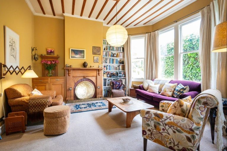 Photo of property in 7 Lincoln Road, Bluff Hill, Napier, 4110