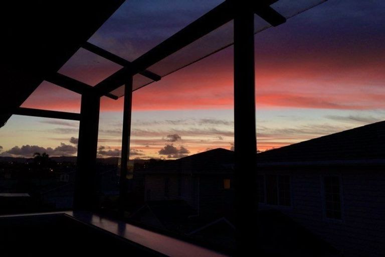 Photo of property in 14 Butia Avenue, Henderson, Auckland, 0612