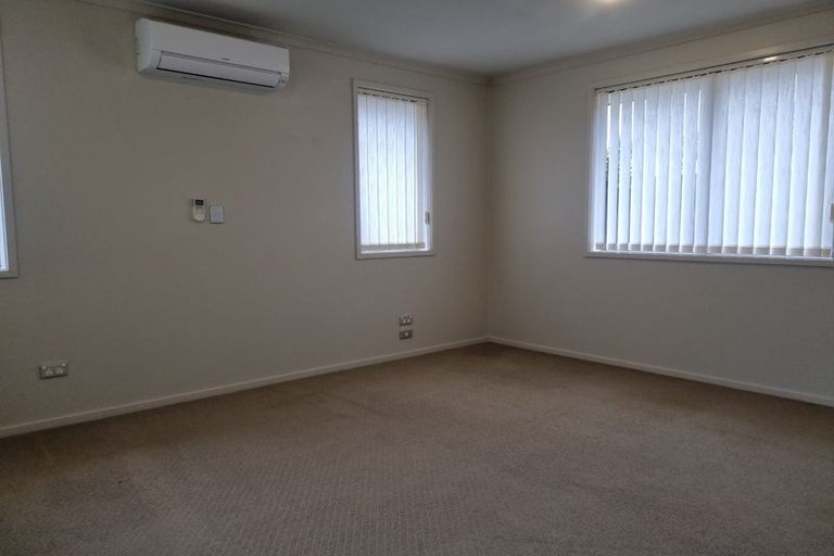 Photo of property in 33 Parkside Drive, Huntington, Hamilton, 3210