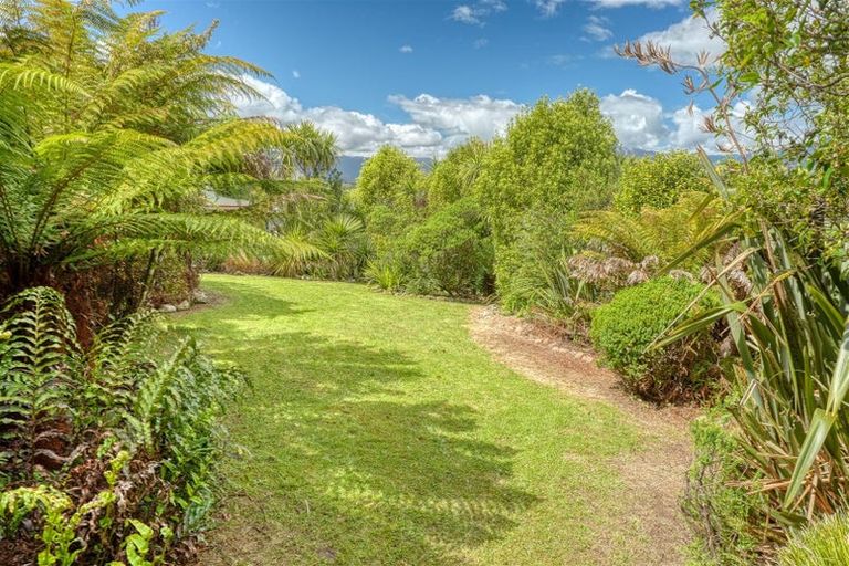 Photo of property in 42 Koe Street, Moana, 7872