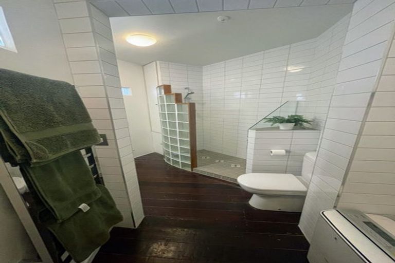 Photo of property in Bond Store Apartments, 8f Egmont Street, Te Aro, Wellington, 6011