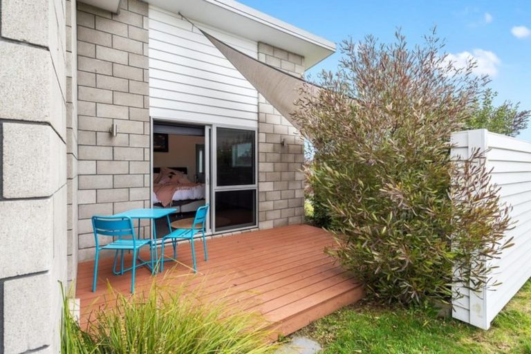 Photo of property in 2 Rigg Place, Flagstaff, Hamilton, 3210