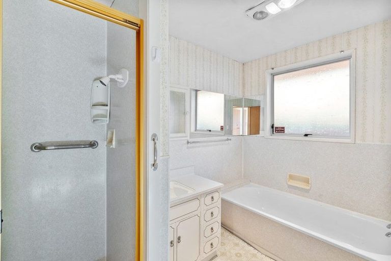 Photo of property in 1/25 Wilsons Road, Saint Martins, Christchurch, 8022