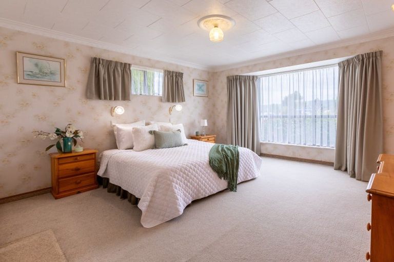 Photo of property in 74 Ormond Street, Woodville, 4920