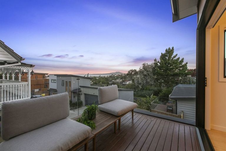 Photo of property in 73b East Coast Road, Castor Bay, Auckland, 0620