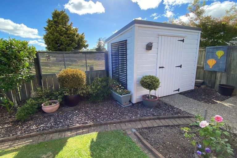 Photo of property in 5 Carroll Place, Owhata, Rotorua, 3010