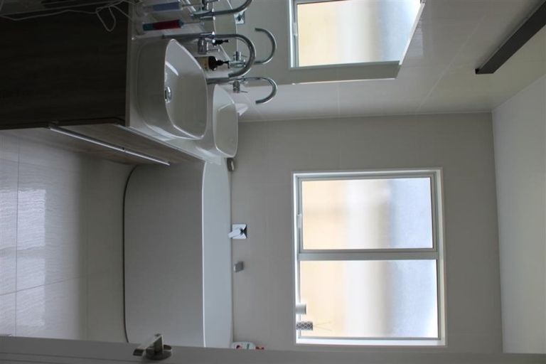 Photo of property in 14 Paso Fino Crescent, Karaka, Papakura, 2113