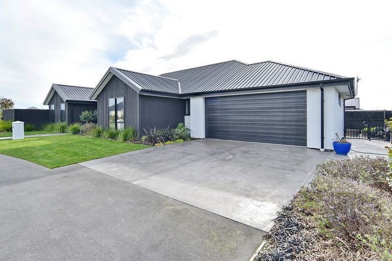 Photo of property in 41a Taiore Crescent, Marshland, Christchurch, 8083