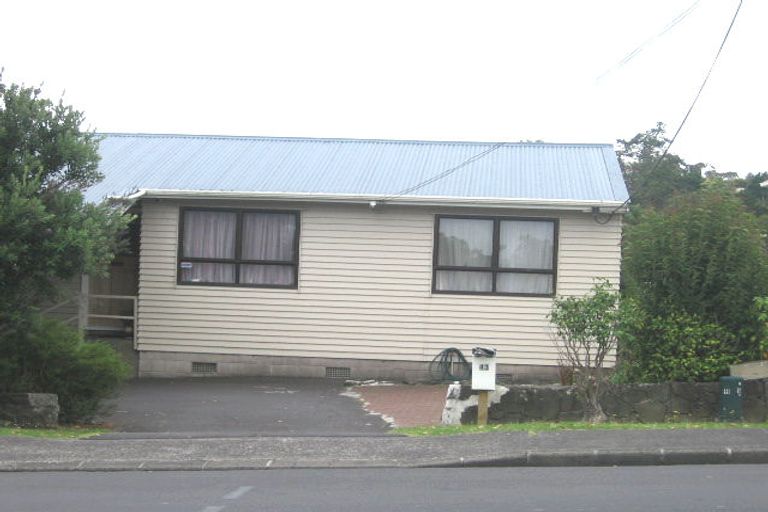 Photo of property in 43 Kaipatiki Road, Glenfield, Auckland, 0629