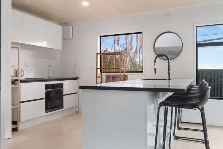 Photo of property in 7 Bush Point Road, Cable Bay, 0420