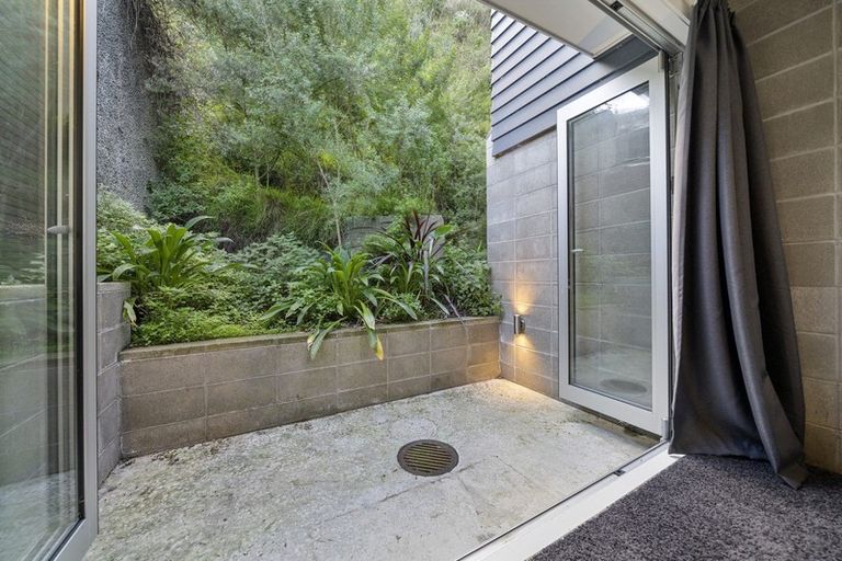 Photo of property in 528a Evans Bay Parade, Hataitai, Wellington, 6021