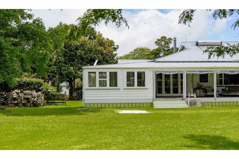Photo of property in 128 Waipapa Road, Kerikeri, 0230