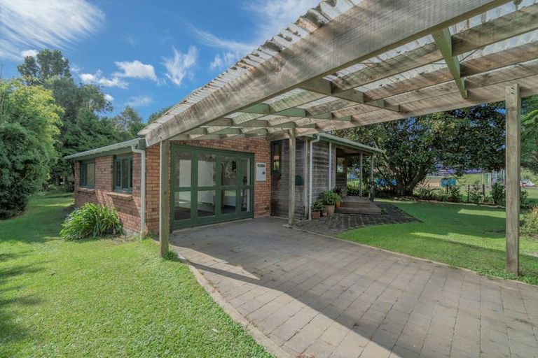 Photo of property in 1219 Whangapoua Sh25 Road, Te Rerenga, Coromandel, 3582