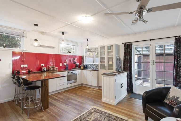 Photo of property in 2 The Avenue, Otaki Beach, Otaki, 5512