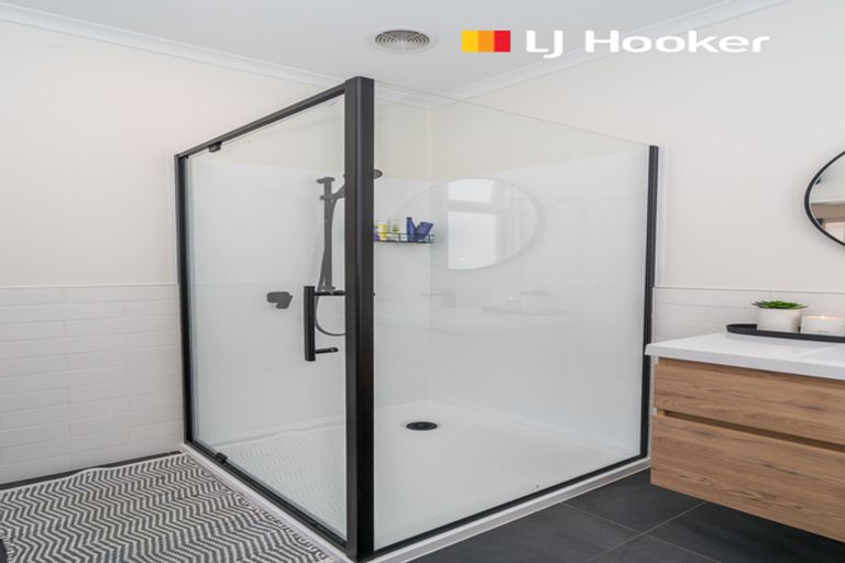 Photo of property in 65 Hargest Crescent, Saint Kilda, Dunedin, 9012