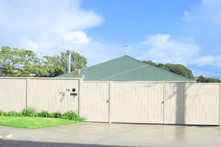 Photo of property in 79a Clovelly Road, Bucklands Beach, Auckland, 2012