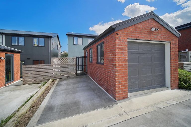 Photo of property in 20 Mahalo Avenue, Wiri, Auckland, 2104