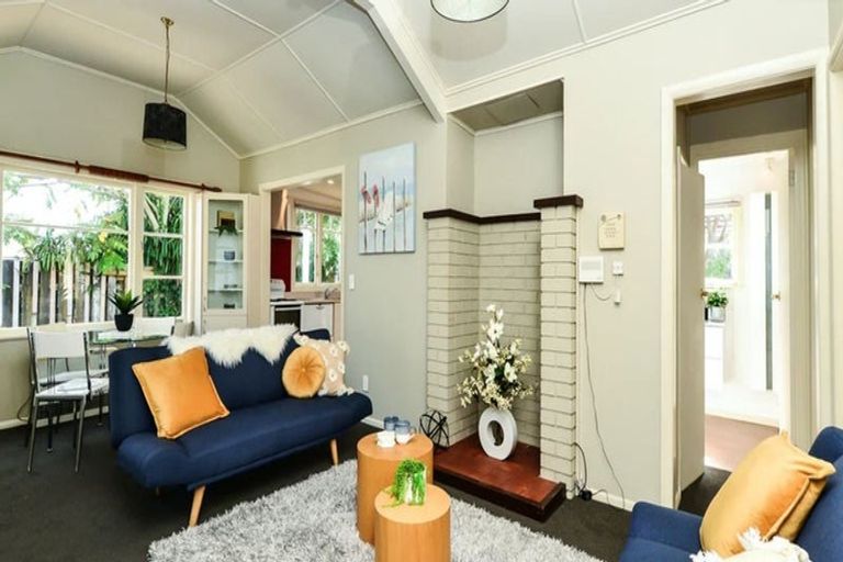 Photo of property in 9 Bettina Road, Fairfield, Hamilton, 3214