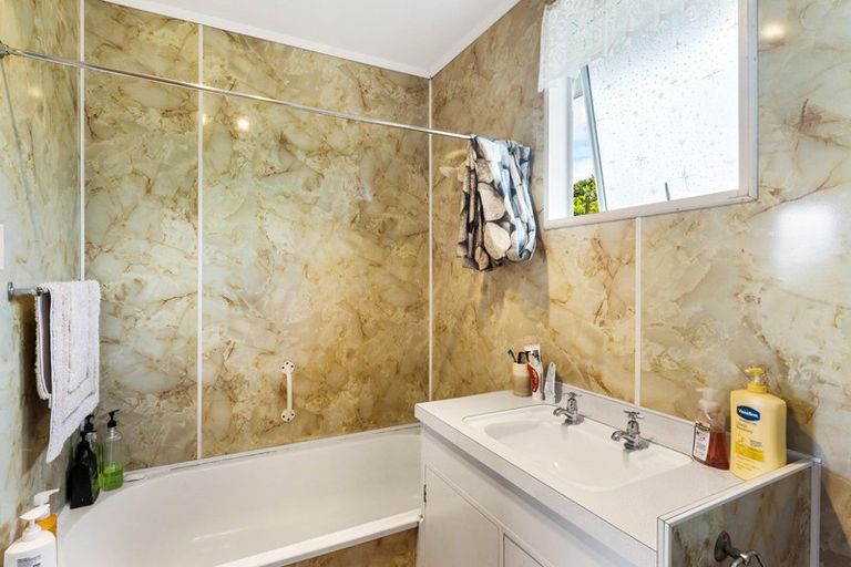 Photo of property in 29 Hornsby Street, Carterton, 5713