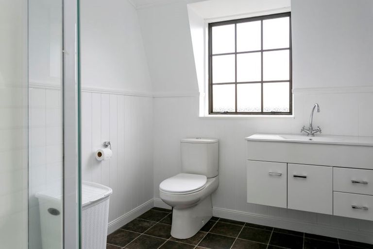 Photo of property in 46 Arrowsmith Avenue, Waipahihi, Taupo, 3330