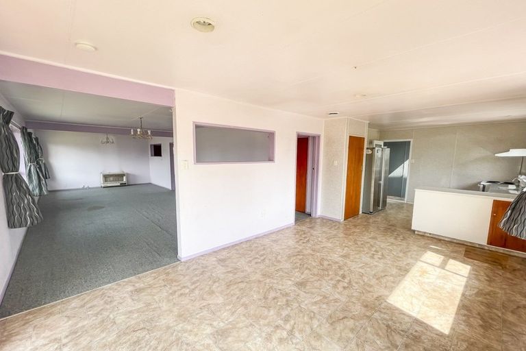 Photo of property in 38 Amberley Avenue, Westbrook, Palmerston North, 4412