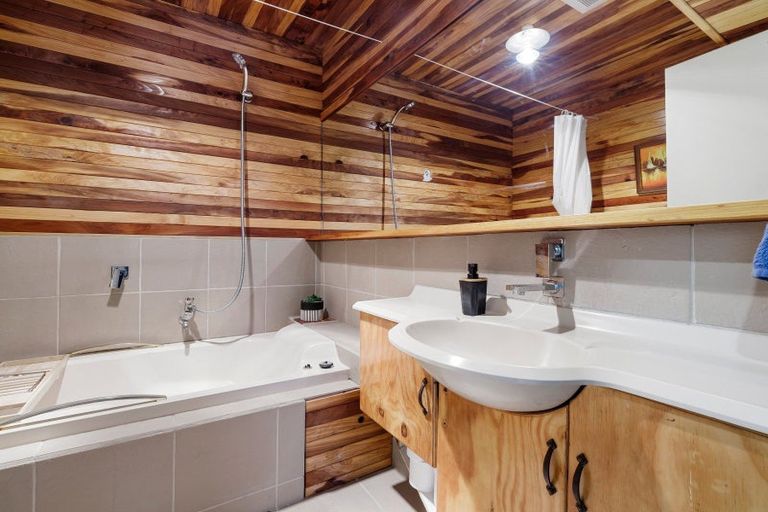 Photo of property in 74 Mardon Road, Enderley, Hamilton, 3214