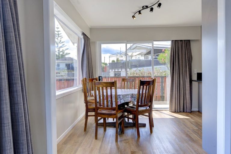 Photo of property in 190 Sandwich Road, St Andrews, Hamilton, 3200