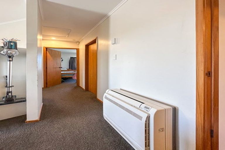 Photo of property in 1/1 Nigel Road, Browns Bay, Auckland, 0630