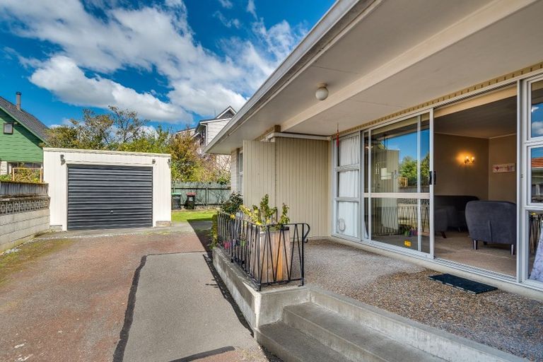 Photo of property in 80c Te Mata Road, Havelock North, 4130