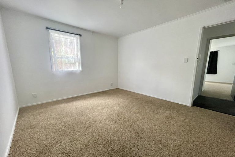 Photo of property in 741 East Coast Road, Browns Bay, Auckland, 0630