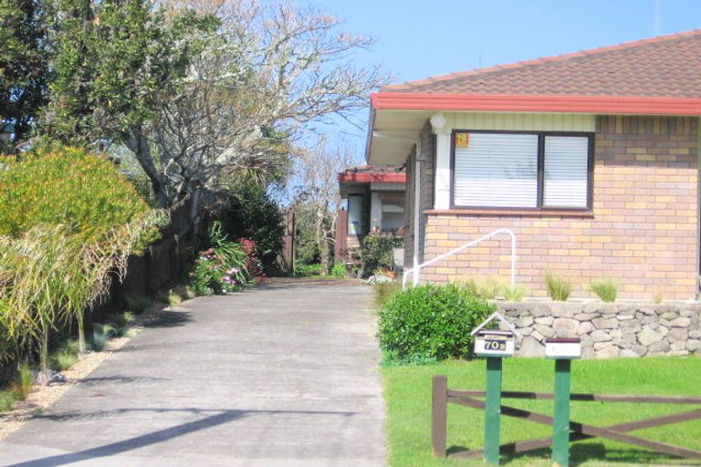 Photo of property in 70b Simpson Road, Papamoa Beach, Papamoa, 3118