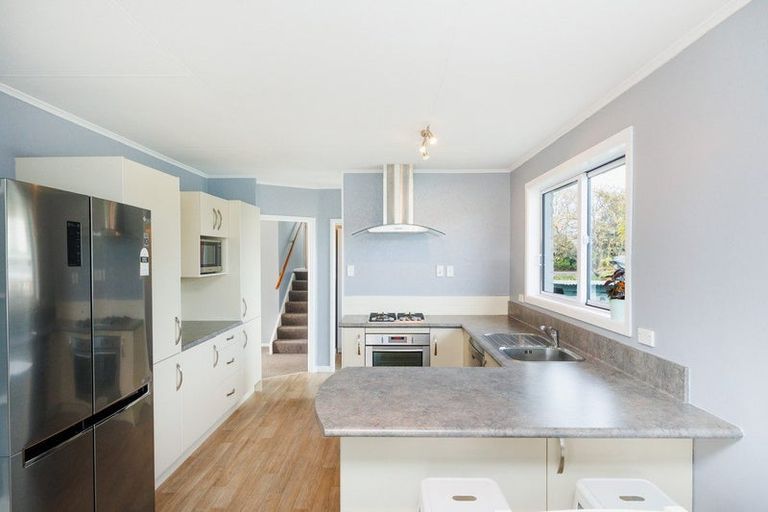 Photo of property in 2 Mcclure Street, Feilding, 4702