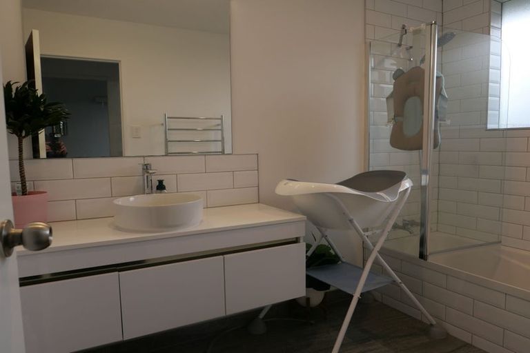 Photo of property in 62a Mazengarb Road, Paraparaumu Beach, Paraparaumu, 5032