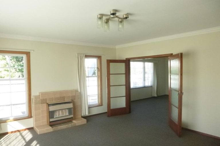 Photo of property in 212 Waiwhetu Road, Waterloo, Lower Hutt, 5011