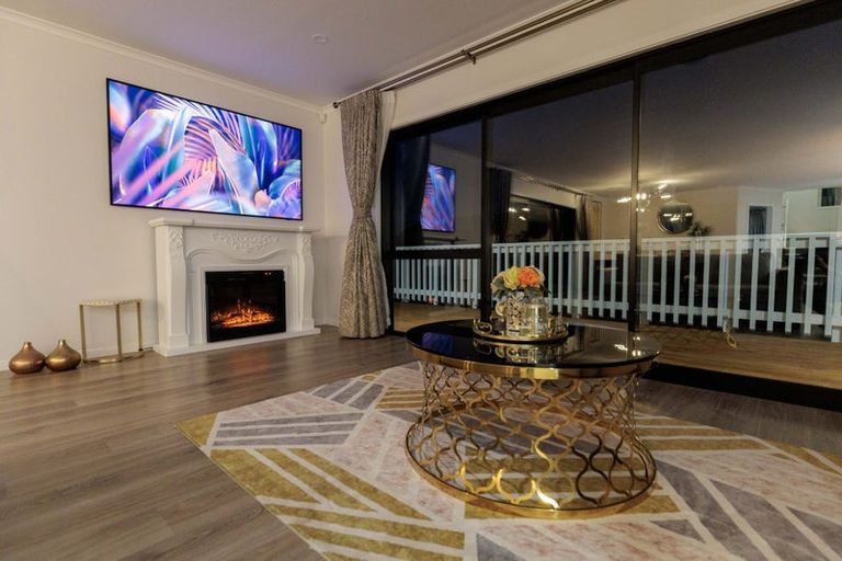 Photo of property in 150 Amesbury Drive, Churton Park, Wellington, 6037